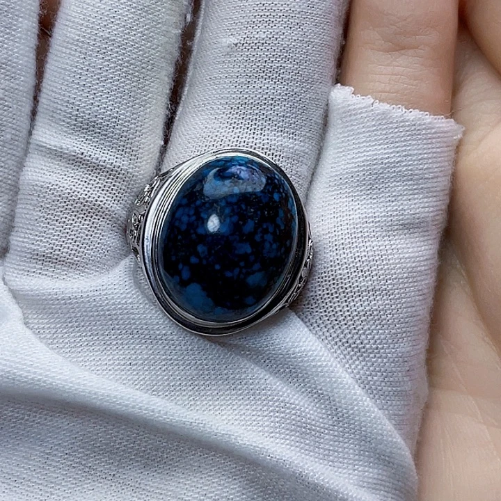 绿松石未镶嵌饰品