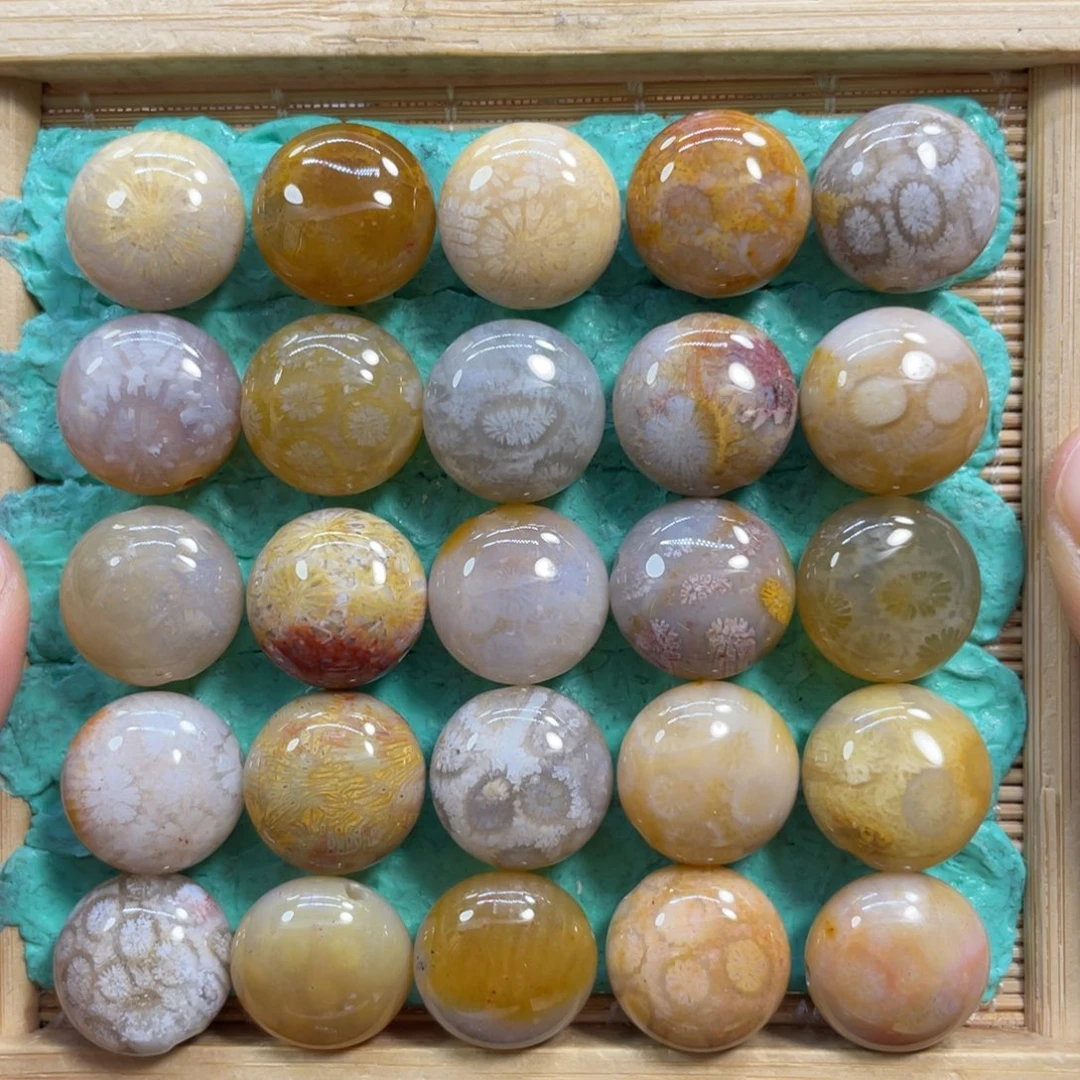 硅化玉未镶嵌颈饰上新圆饼10米1颗