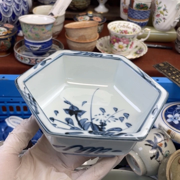 他家瓷器真美…开播了