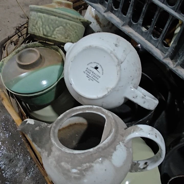 摆件陶瓷盘子碗啥都有