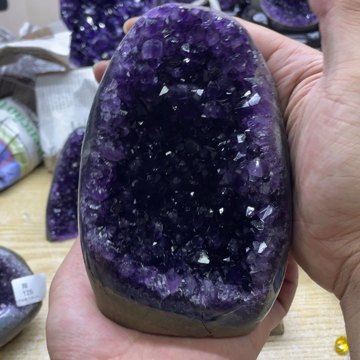 未镶嵌大型摆件（非配饰）紫晶