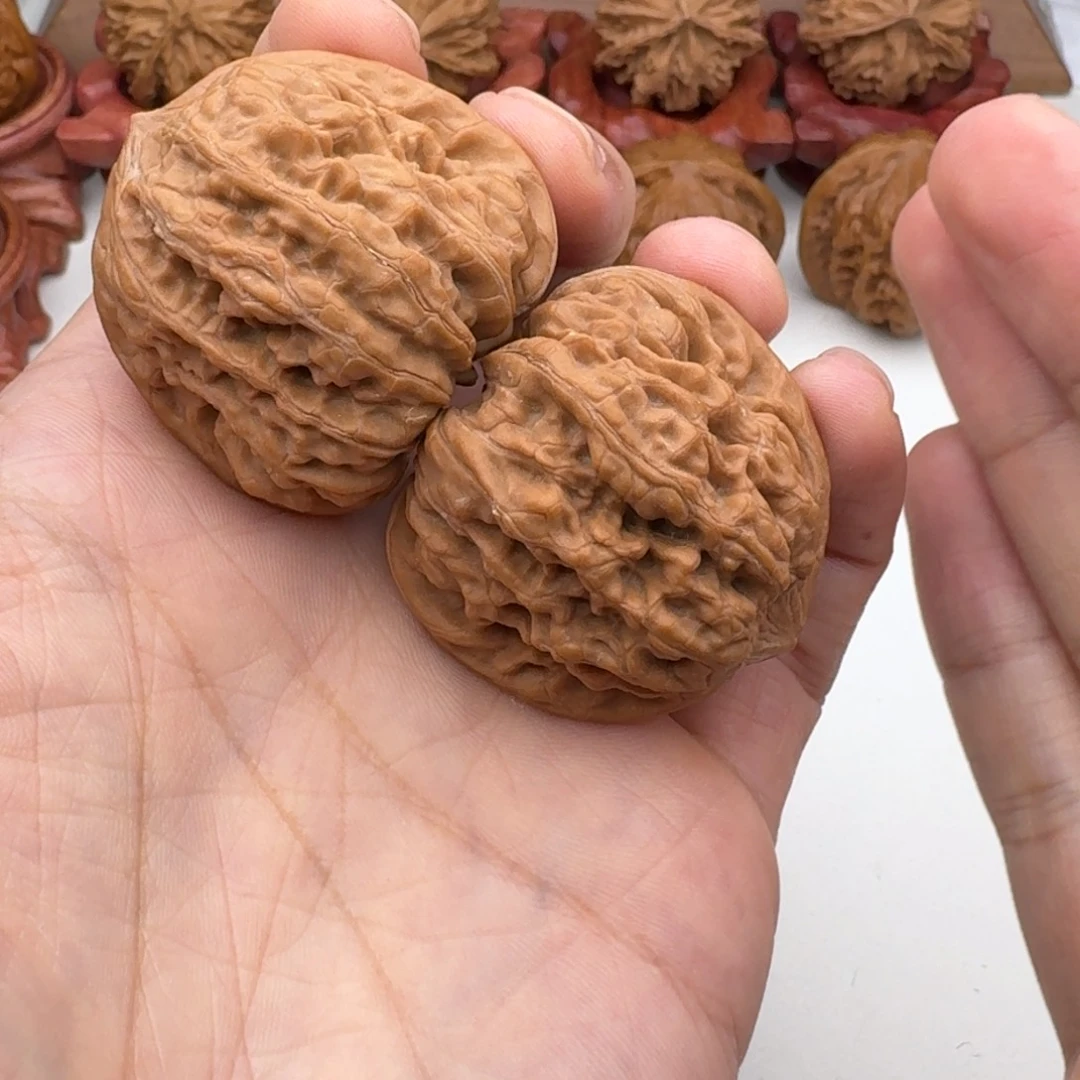 文玩核桃吊坠平谷凹底40