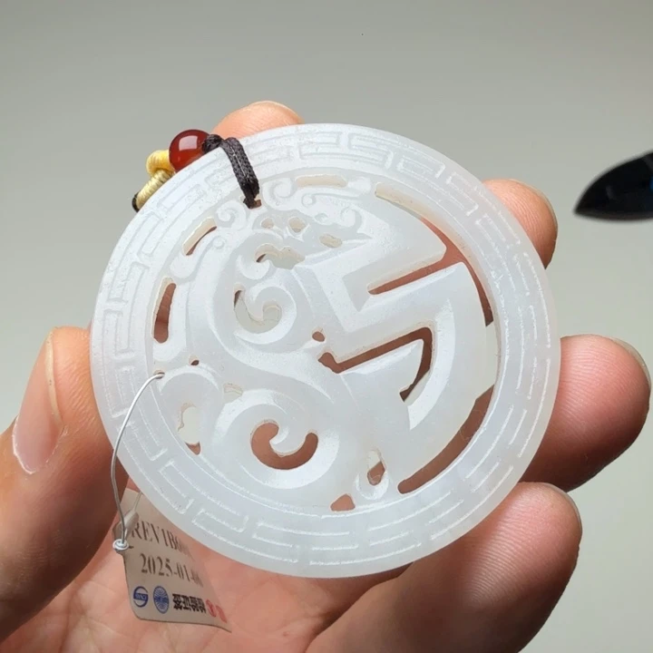 和田玉（糖玉）未镶嵌颈饰