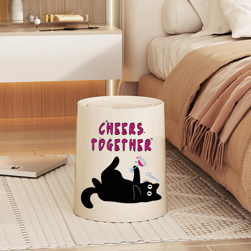 垃圾桶家用2025新款带盖高颜值奶油风可爱卧室卡通创意大容量T