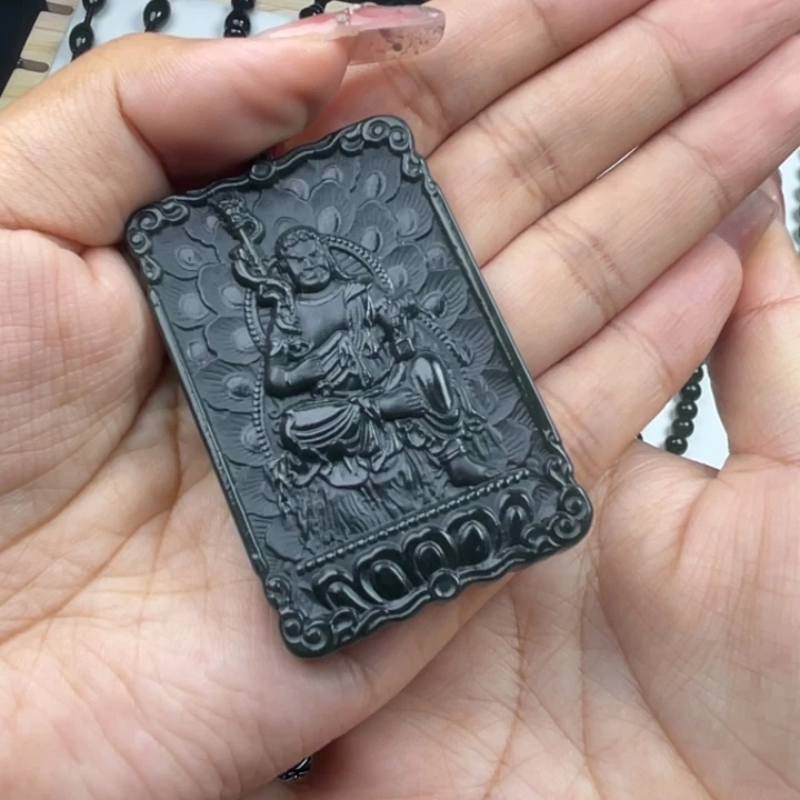 颈饰未镶嵌和田玉秦*德