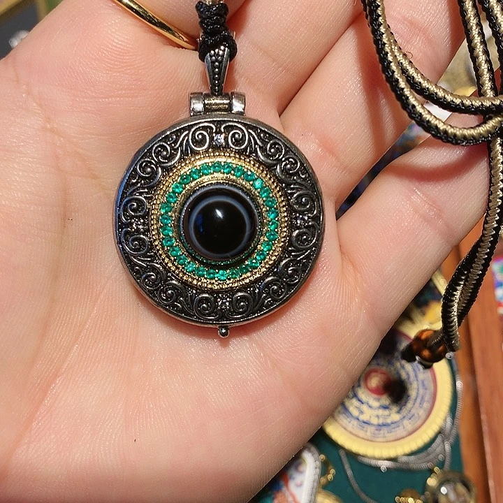 【闪购商品】香榧木惊***瞥