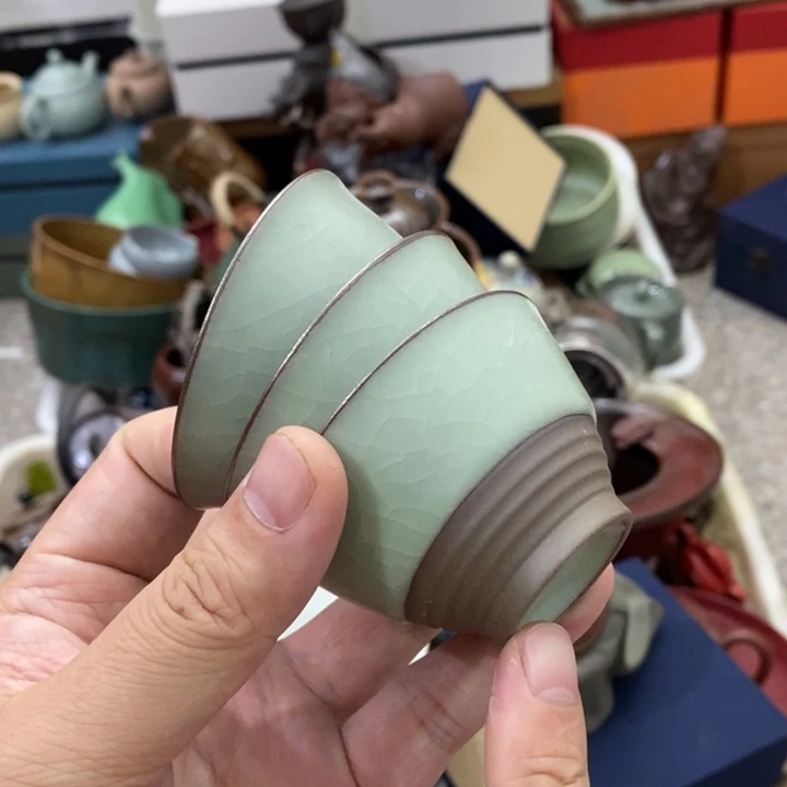 陶瓷艺术品及陶瓷壶