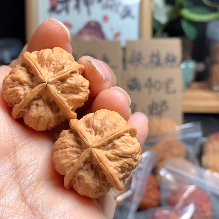 桃核吊坠四棱手捻32尺寸