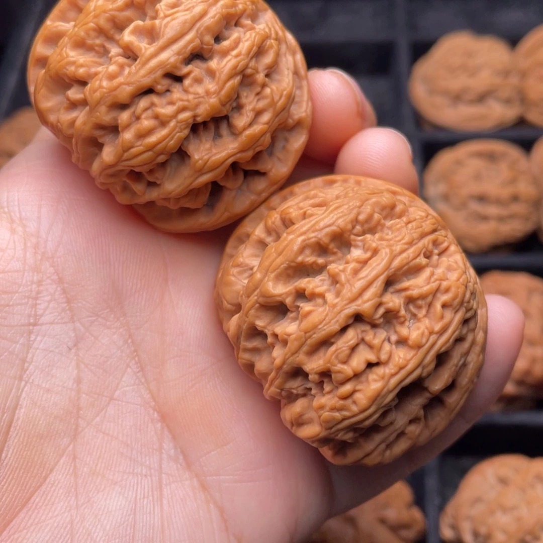 把件文玩核桃秦岭山脉文玩核桃