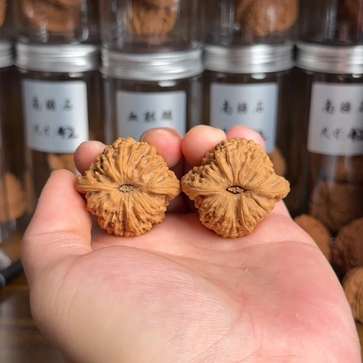 别***前吊坠文玩核桃南疆石全品无修福利