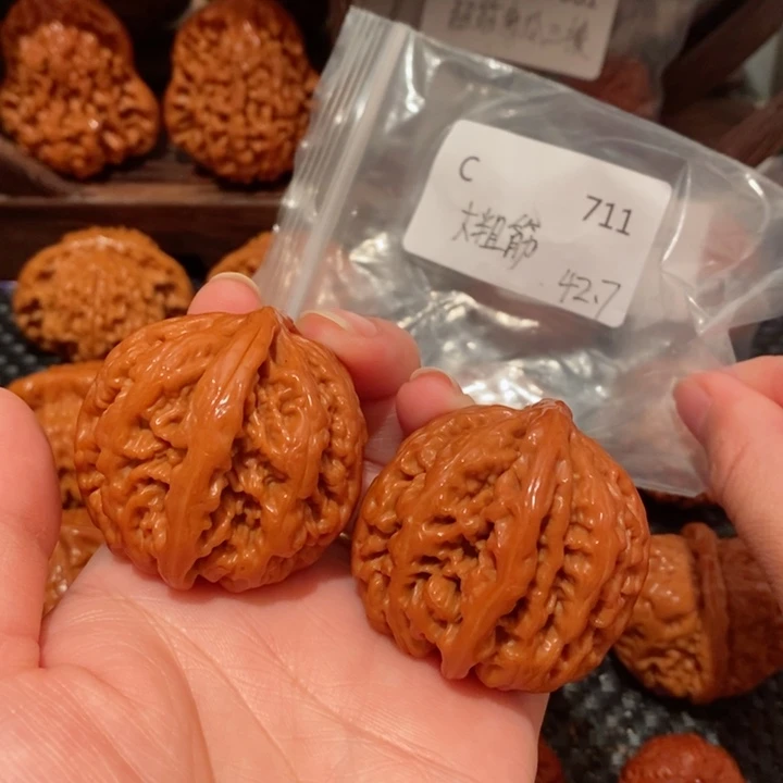 文玩核桃把件涂****技精品