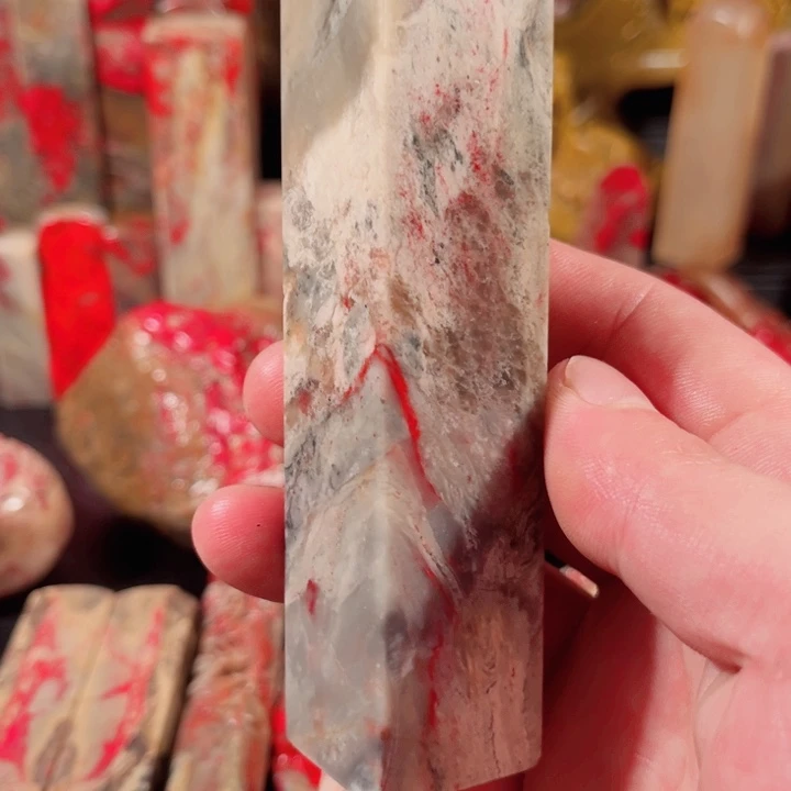 昌化鸡血石昌化鸡血石