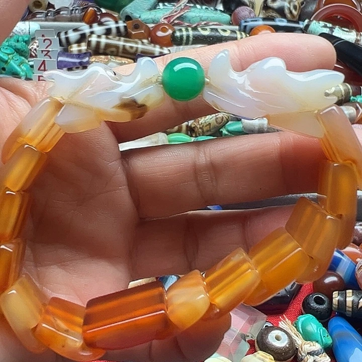 玛瑙/玉髓未镶嵌颈饰