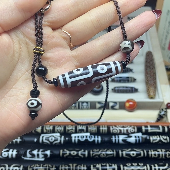 玛瑙/玉髓合金颈饰