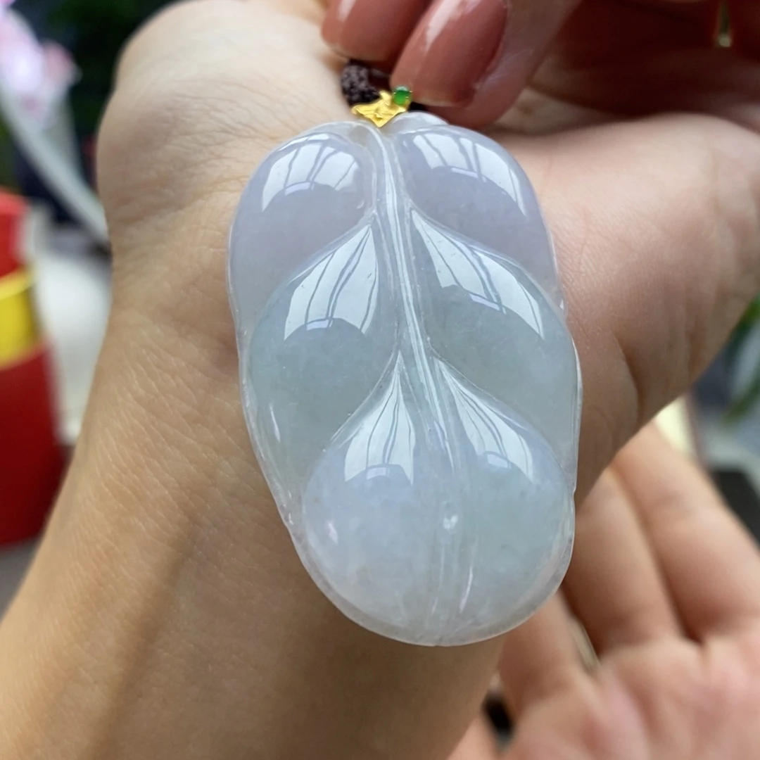 颈饰18K金镶嵌翡翠吊坠31