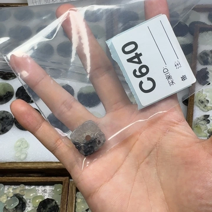 风***.蛇纹石玉未镶嵌项链
