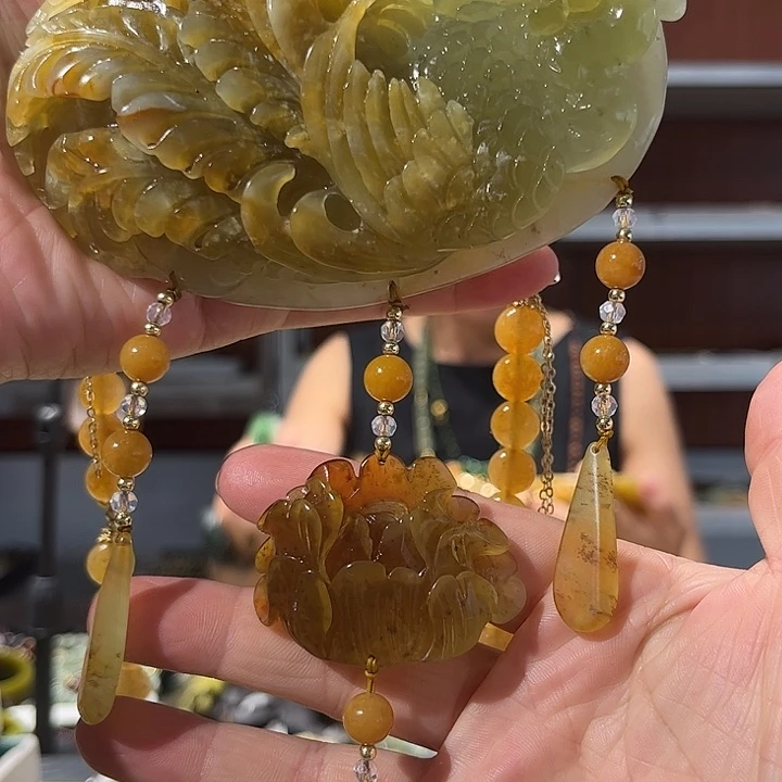 岫玉未镶嵌毛衣链