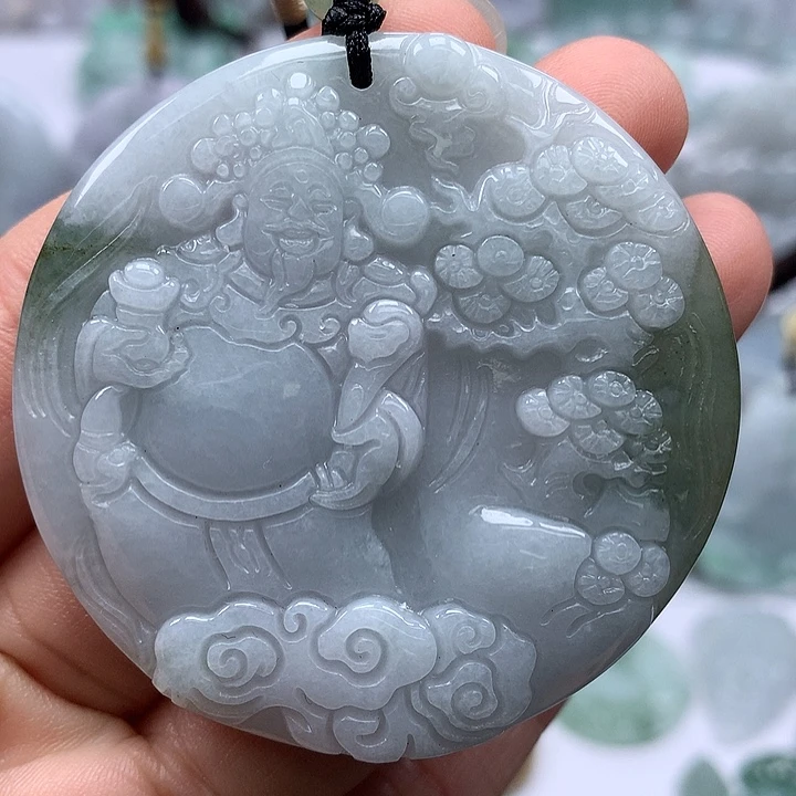 翡翠未镶嵌颈饰财神爷福利