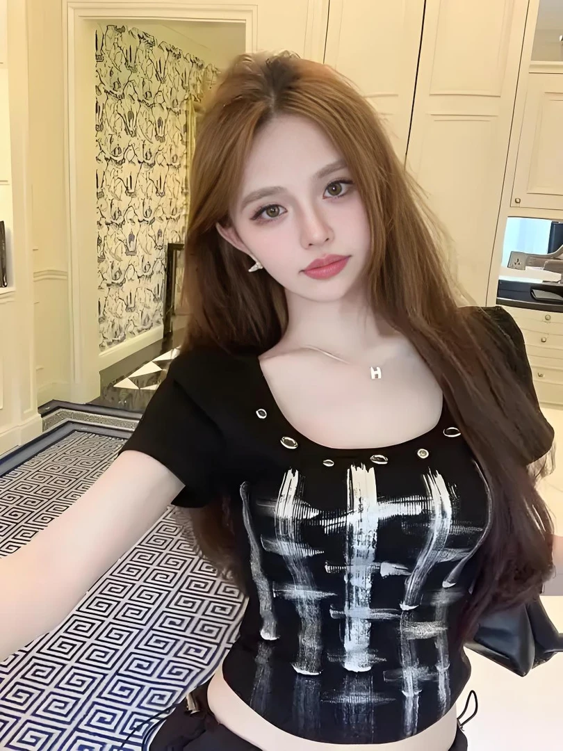 短款印花常规韩版短袖欧美风T恤套装挂脖小众肯豆风