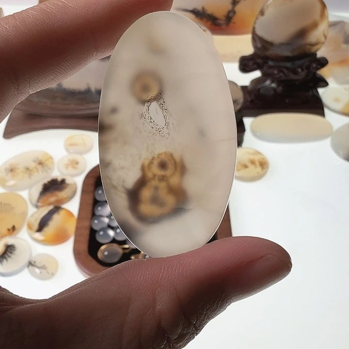 玛瑙/玉髓未镶嵌珠宝半成品