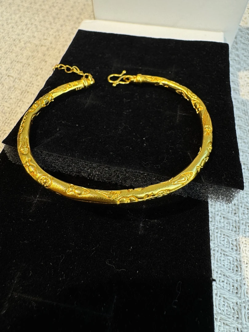 铜合金手镯 女民族风复古宫廷金色素款吉言花纹手镯