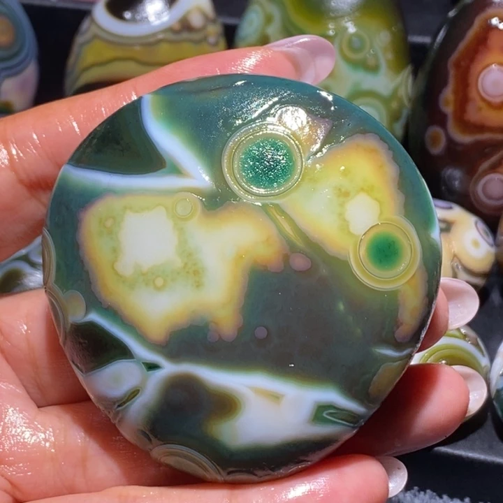 玛瑙/玉髓未镶嵌珠宝奇石31