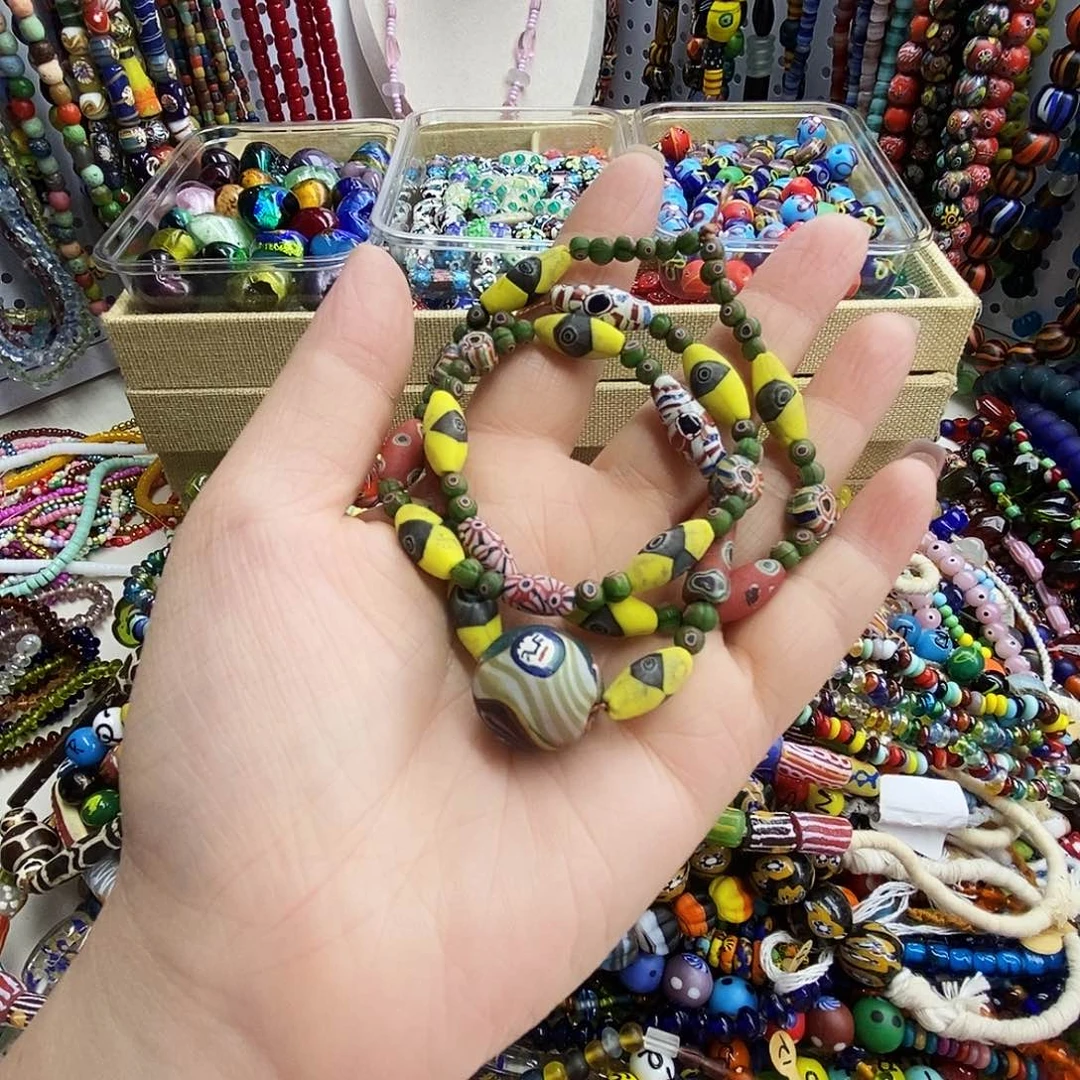 颈饰琉璃西亚小古法，128