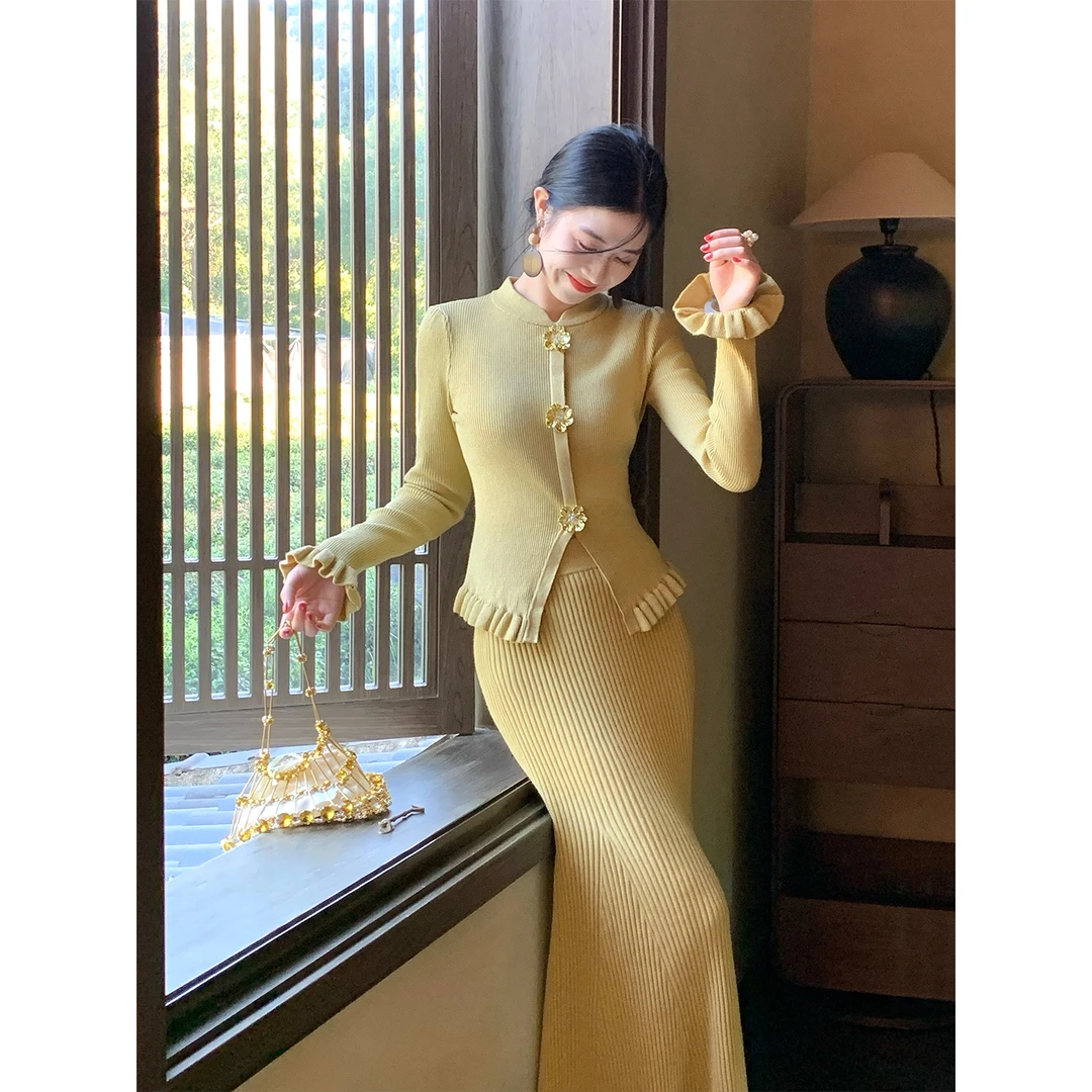 凌茜恣禾【金花织梦】金色花边袖针织旗袍领上衣鱼尾半身裙气质套装