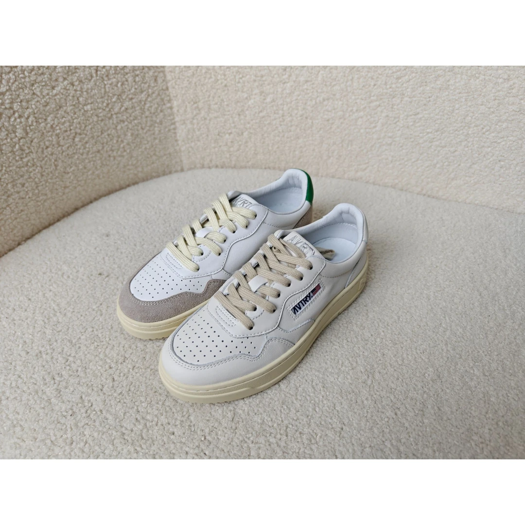 老王甄选 潮流简约百搭拼色款女士低帮休闲鞋