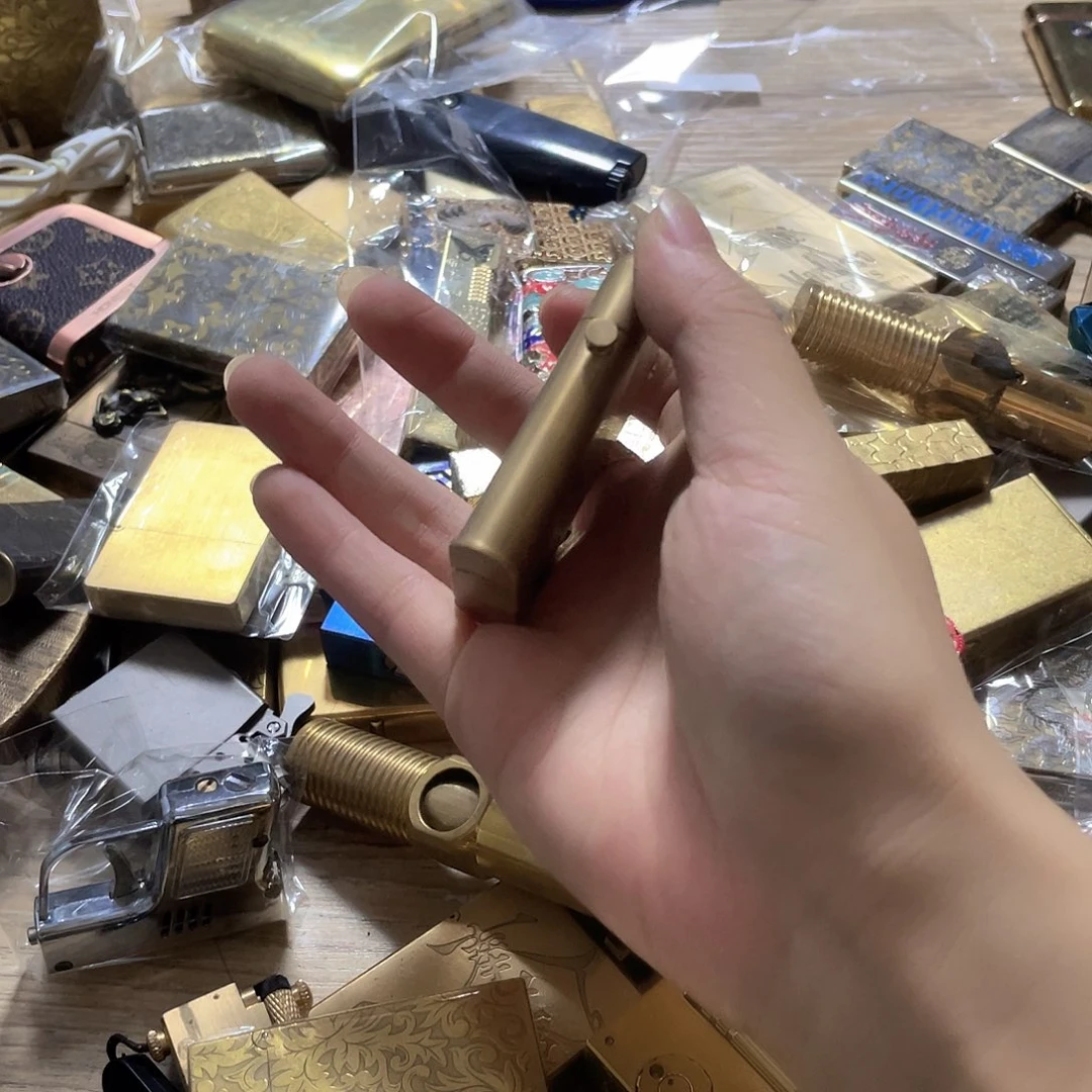 铜捡漏直播间福利打火机