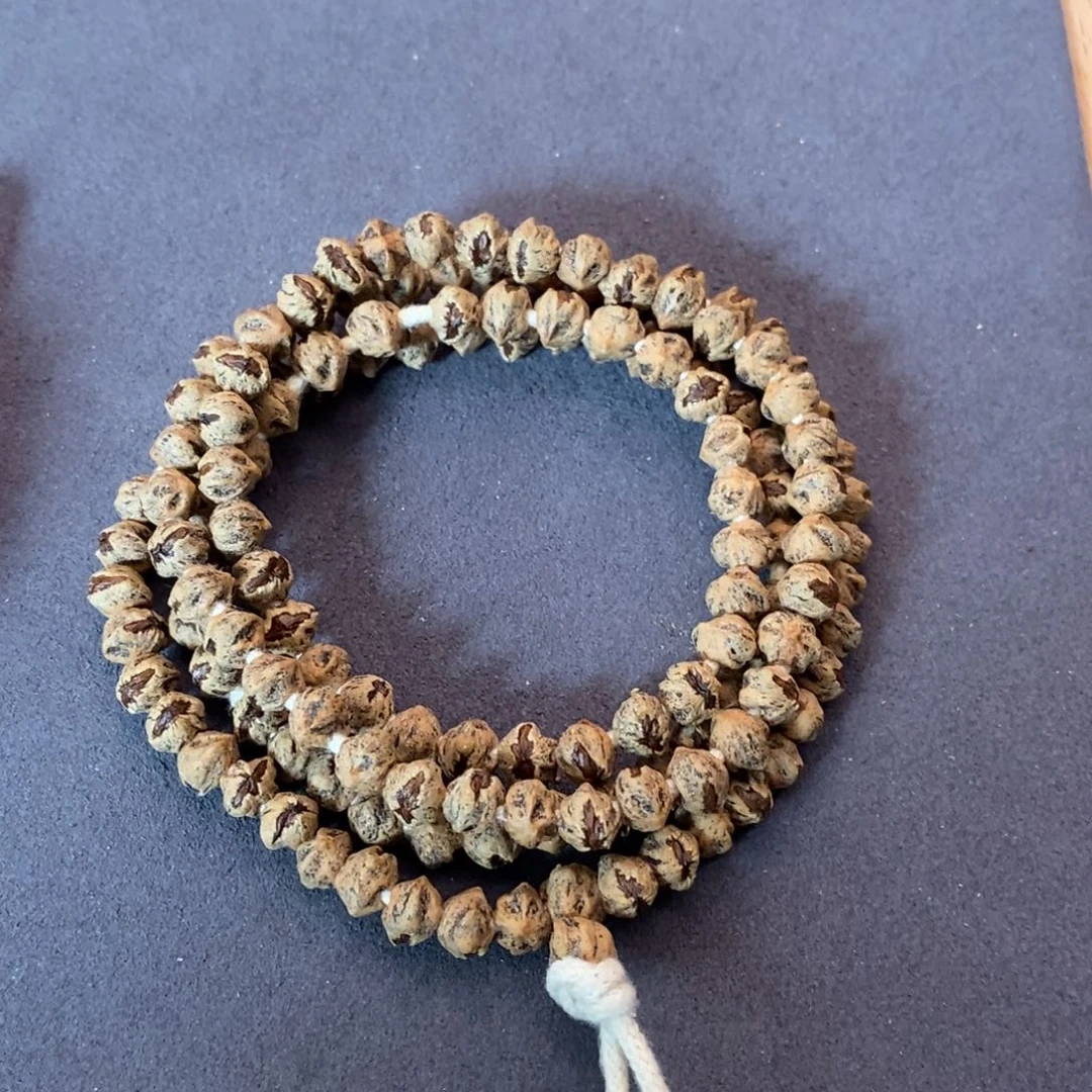 柏香籽/百香籽吊坠谣*