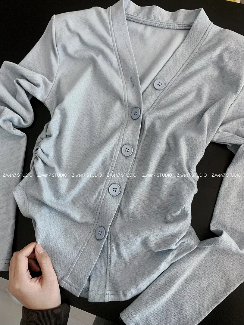 2025春季新款V领辣妹显瘦高腰长袖打底衫T恤