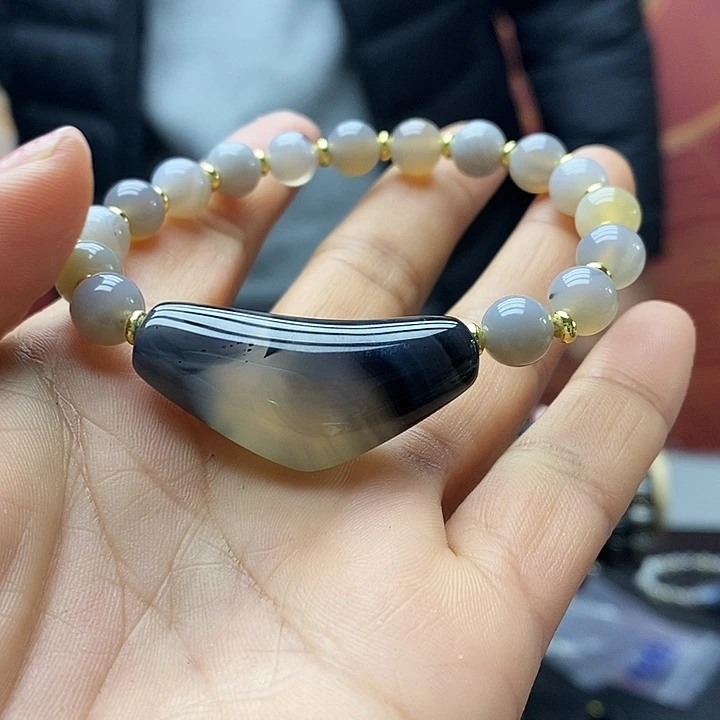 玛瑙/玉髓合金颈饰