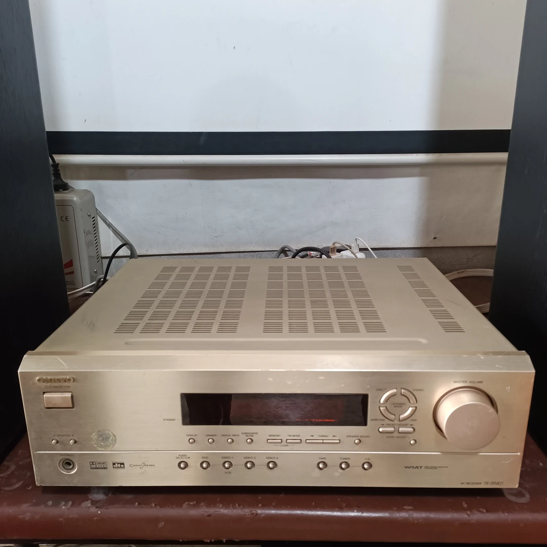 9新  【安桥 型号SR401 功率300瓦  5.1声道影院功放一台】运费自理