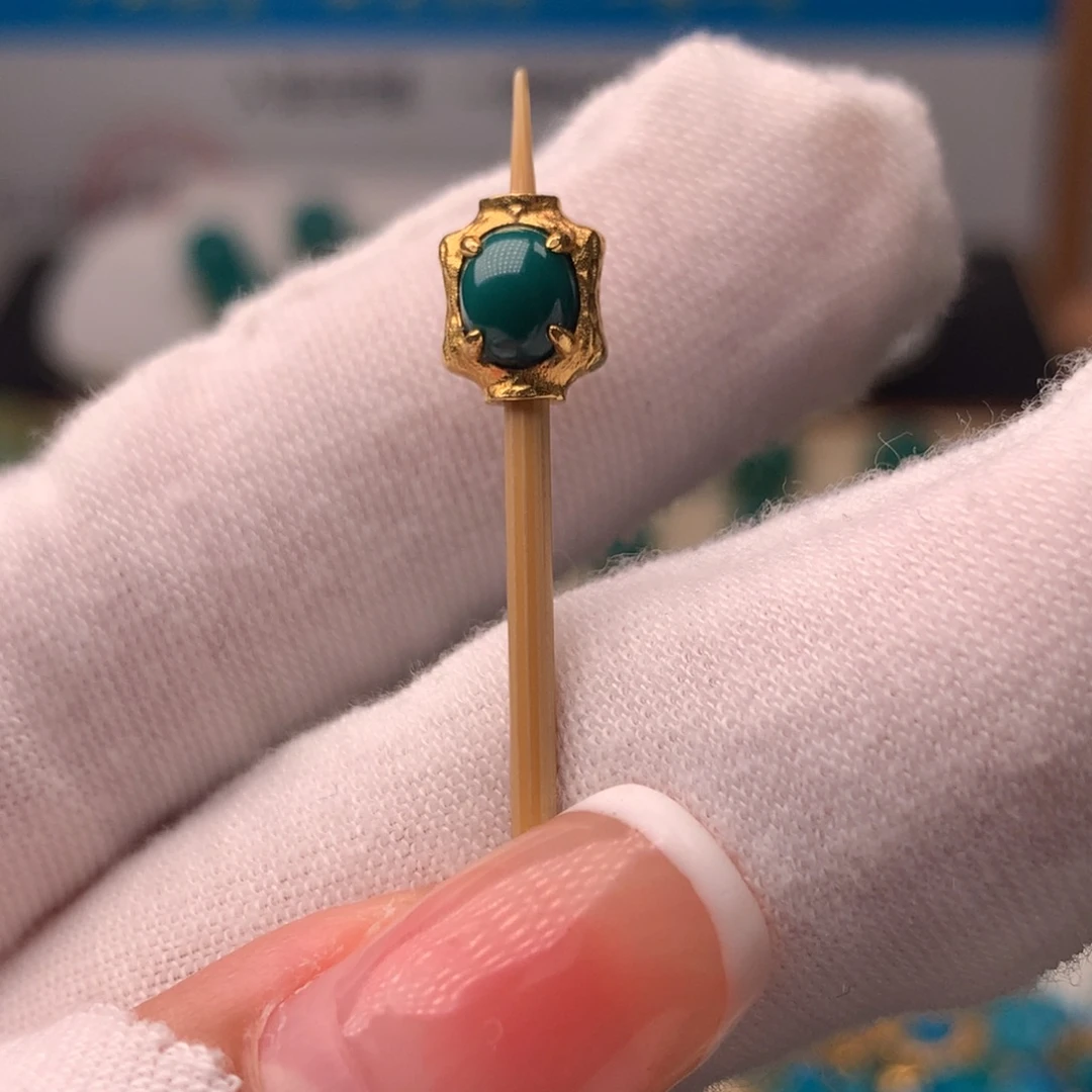 绿松石18K金镶嵌配饰