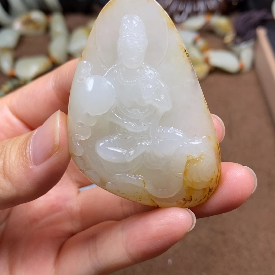 ****叔未镶嵌和田玉挂件