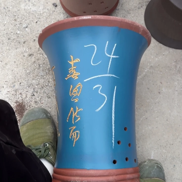 紫砂花盆紫砂的颜色
