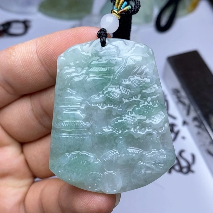 翡翠未镶嵌颈饰翡翠