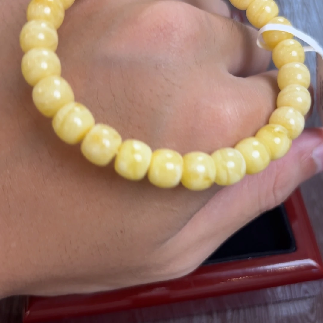 未镶嵌琥珀手链555