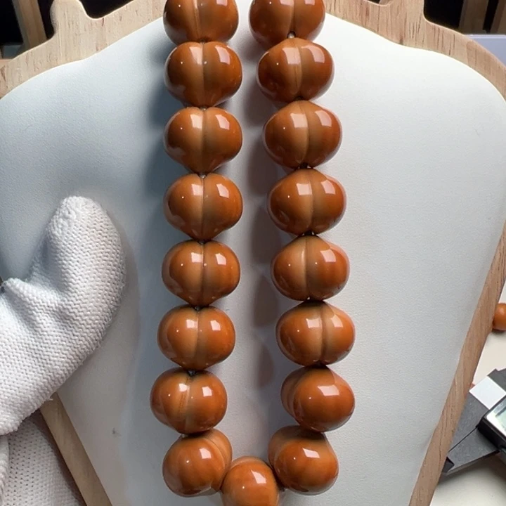 爆****猴头核桃手串猴头