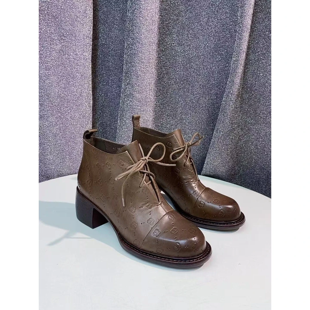 C2321 棕色 秋冬保暖时尚舒适圆头女短靴