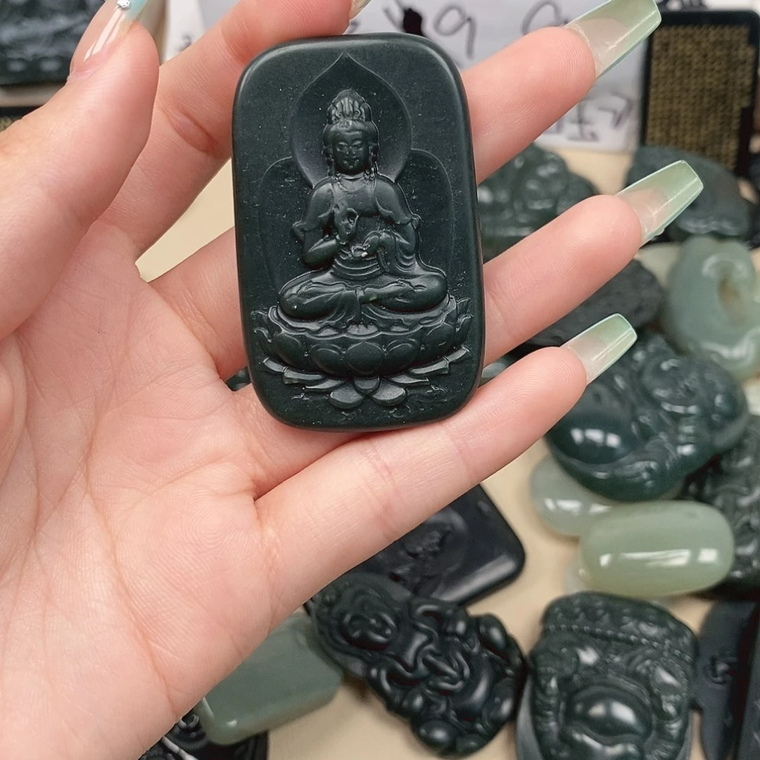 和田玉（糖玉）未镶嵌颈饰