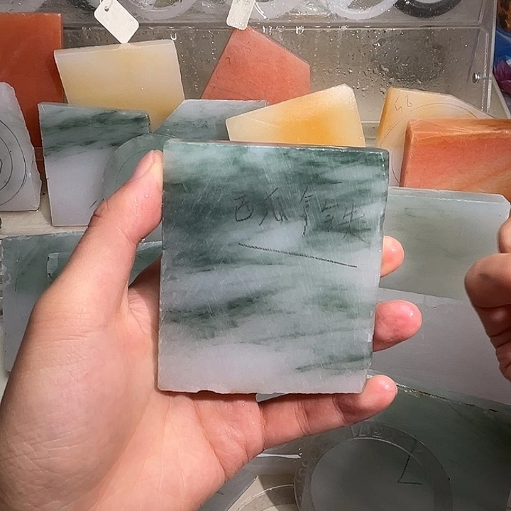 定制石英质玉（天山翠）天山翠定制不退不换