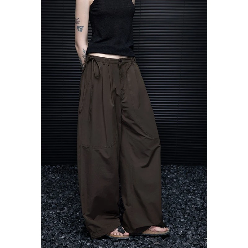 moment咖色休闲阔腿裤女2025春季新款宽松日系简约百搭日常显腿长