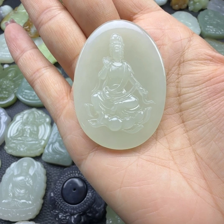 和田玉未镶嵌珠宝奇石