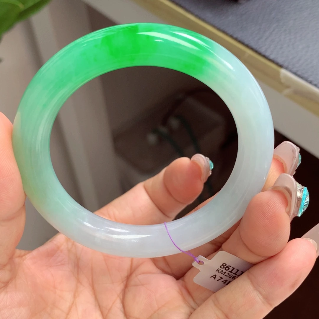 翡翠手镯未镶嵌玖*缅甸