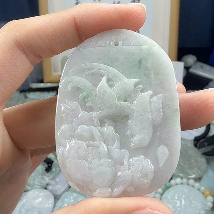 翡翠未镶嵌颈饰翡翠