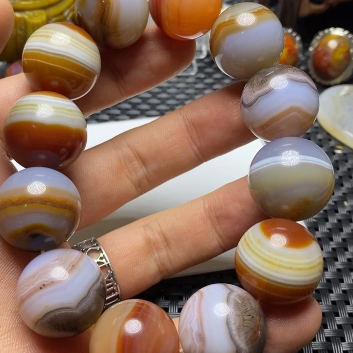 玛瑙/玉髓玛瑙未镶嵌史****2