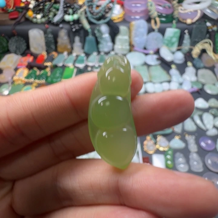 未镶嵌吊坠(赠链)玛瑙/玉髓豆子吊坠