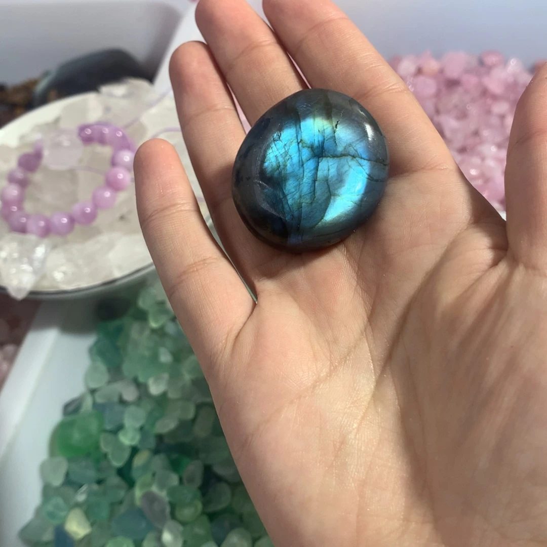 用***3水晶未镶嵌珠宝半成品天然